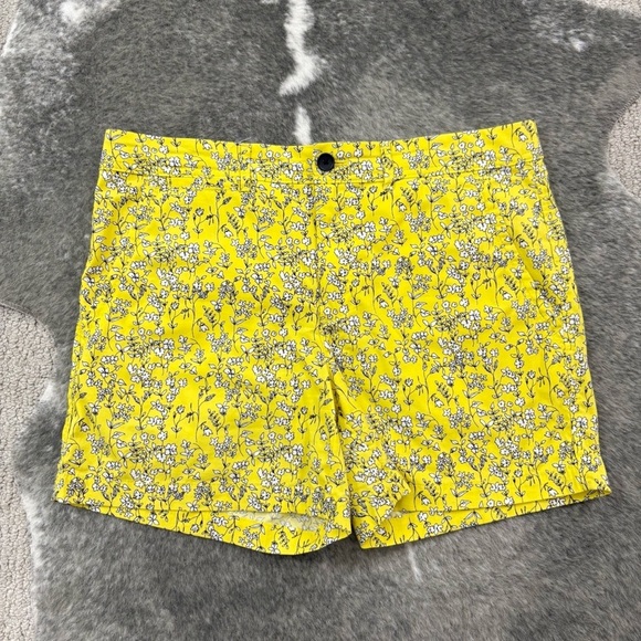Banana Republic Floral Shorts - Picture 11 of 11